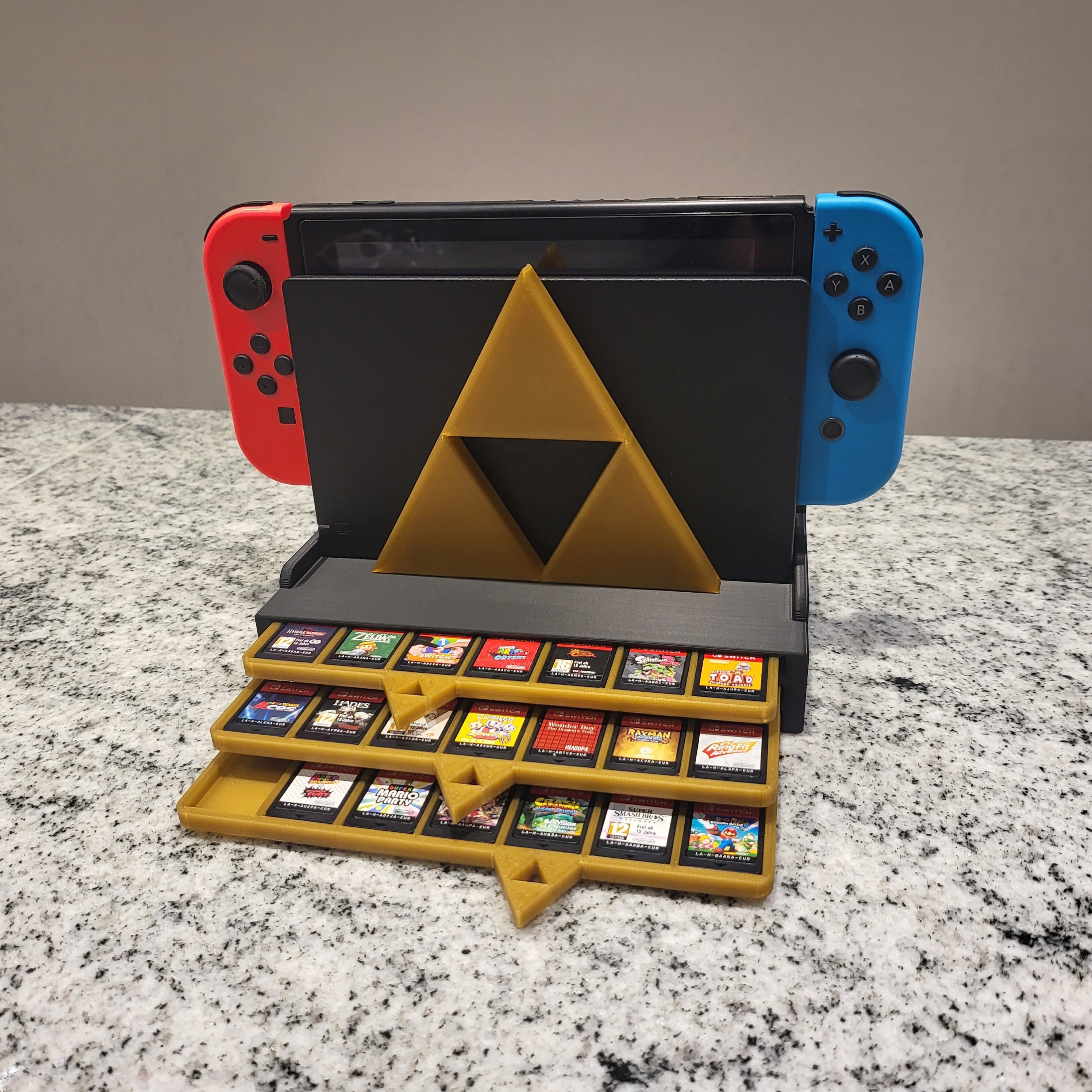Une boîte de rangement de cartouches Nintendo Switch disponible