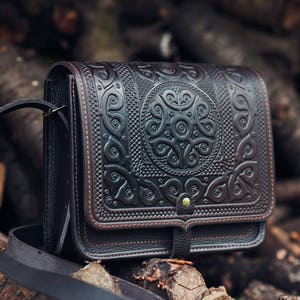 UKRAINIEN Sac à bandoulière en cuir noir Sac à bandoulière Sac à main en cuir Sac ethnique Sac messager Sac à main pour femme Sac à main pour femme Sac marron foncé