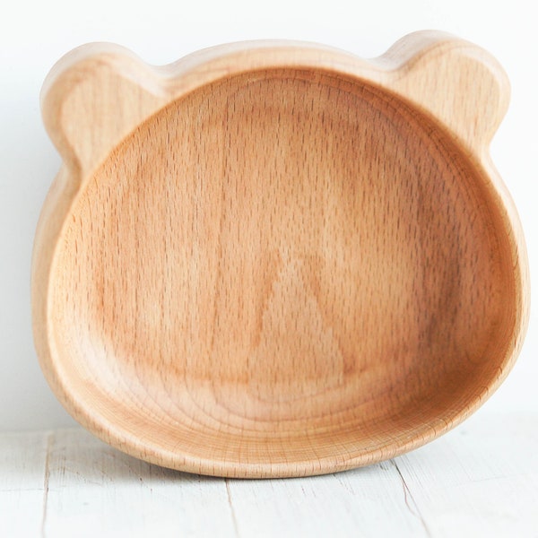 Wooden plate. Animal plate. Wooden dish. Beech plate. Natural Plate for Children. Bear plate.