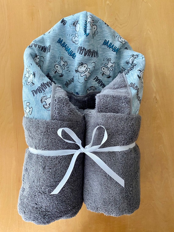 Small or Large Snoopy Peanuts Hooded Towel for Babies Toddlers Kids Teens and Adults Etsy Australia