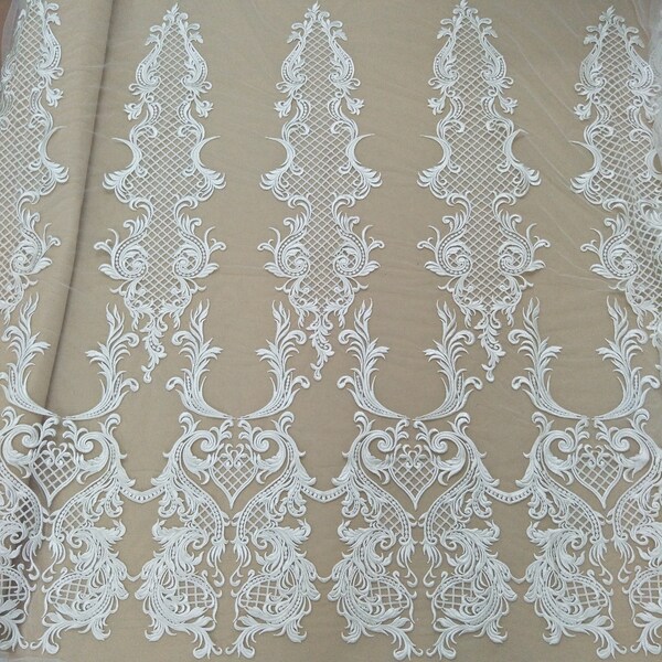 Highly embroidery lace fabric tulle lace guipure lace fabric for wedding lace off white color ，list for 1 yard