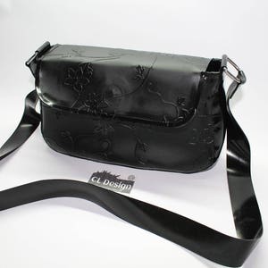CL Design Esclusiva borsa in lattice strutturato Borsa &quot;Flower&quot; con tracolla con bottone a pressione