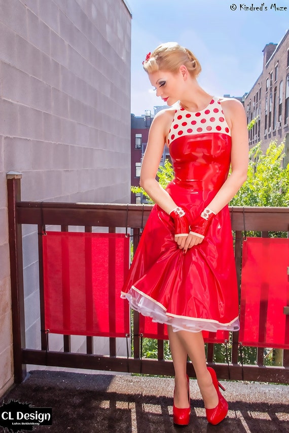 cl red dress