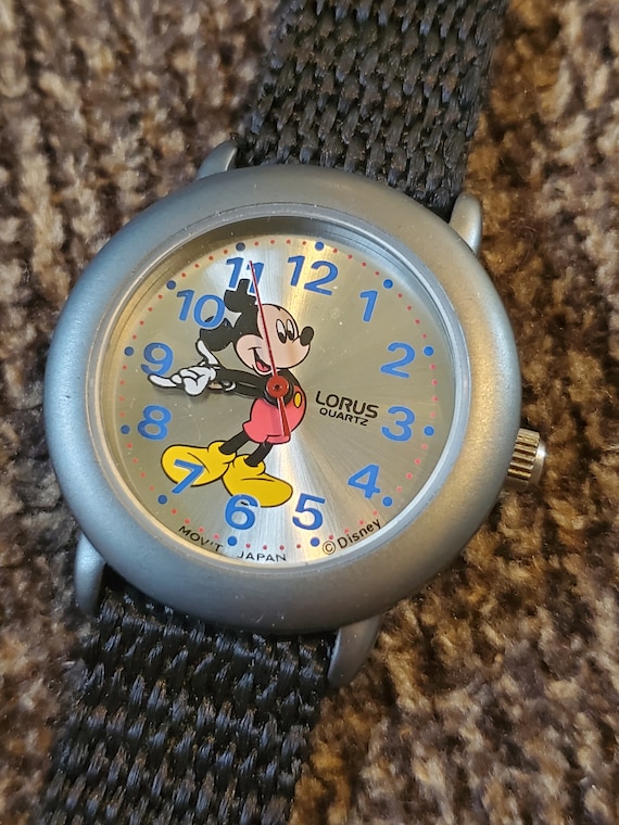 Mickey mouse watch by - Gem Mickey mouse watch by - Gem