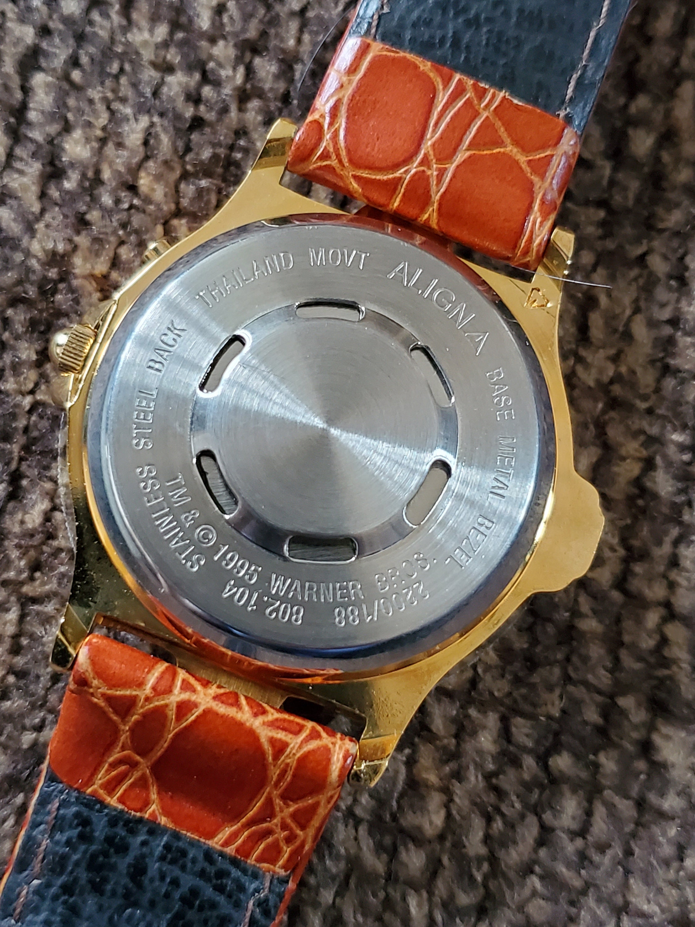 Vintage Yosemite Sam Armitron Musical Quartz Watch Tan Crocodile Print Band Vintage Armitron Musical - Yosemite Sam - Watch - Etsy main image 4