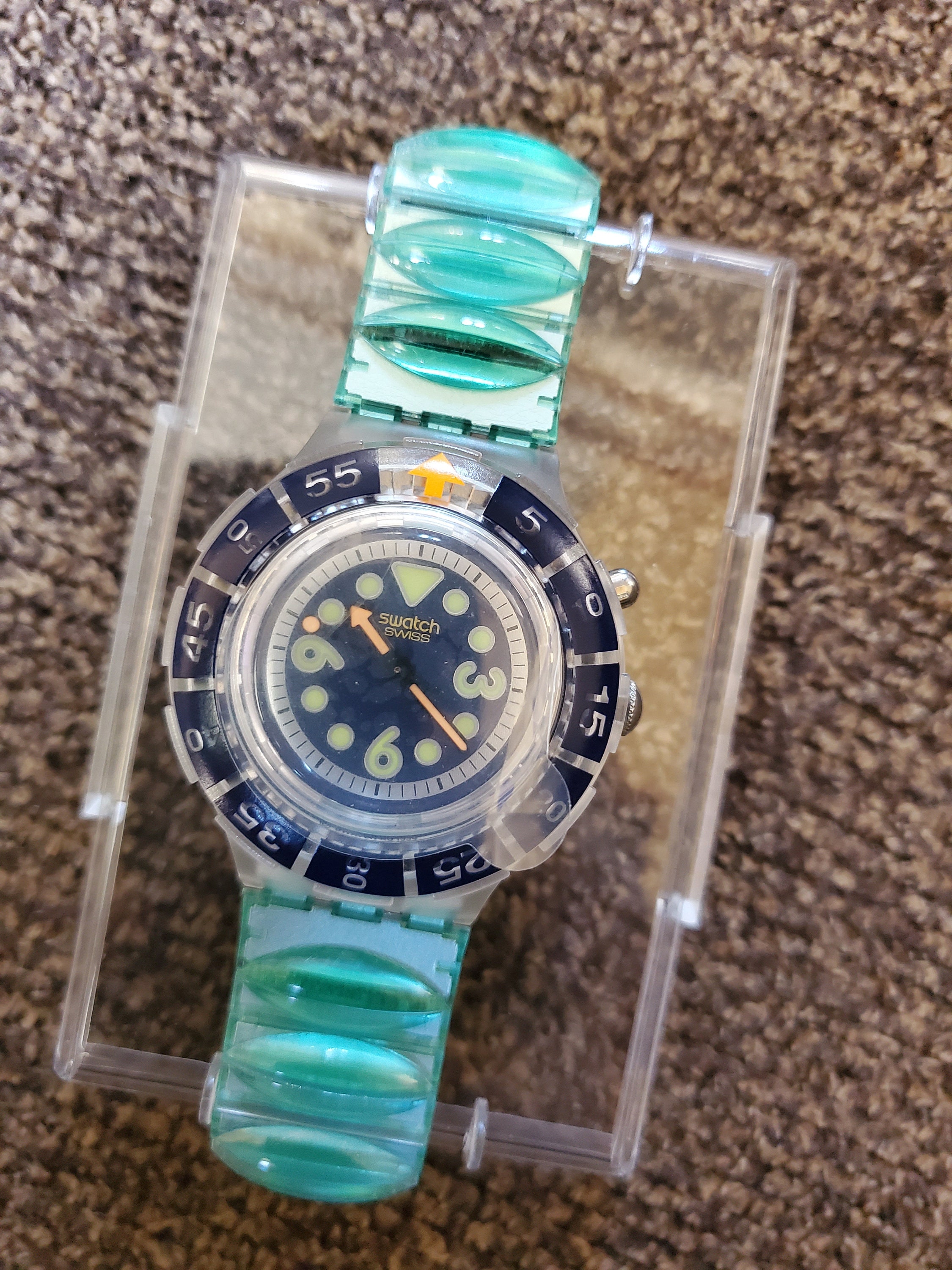 Swatch スウォッチ SCUBA200 loomi WAVING-