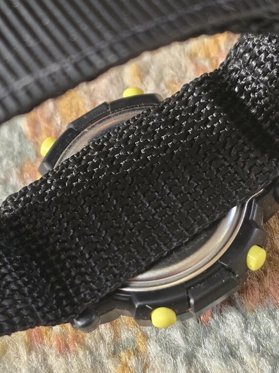 Vintage Sharp Digital Watch - image 9