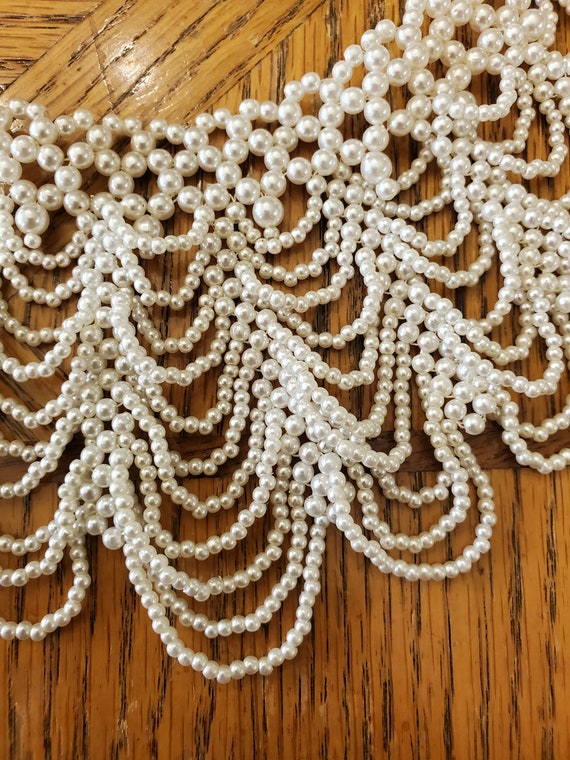 Vintage Pearl Necklace - Costume Jewelry - image 3