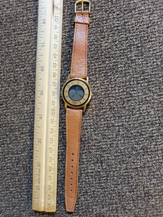 Mystery Dial Watch - image 2