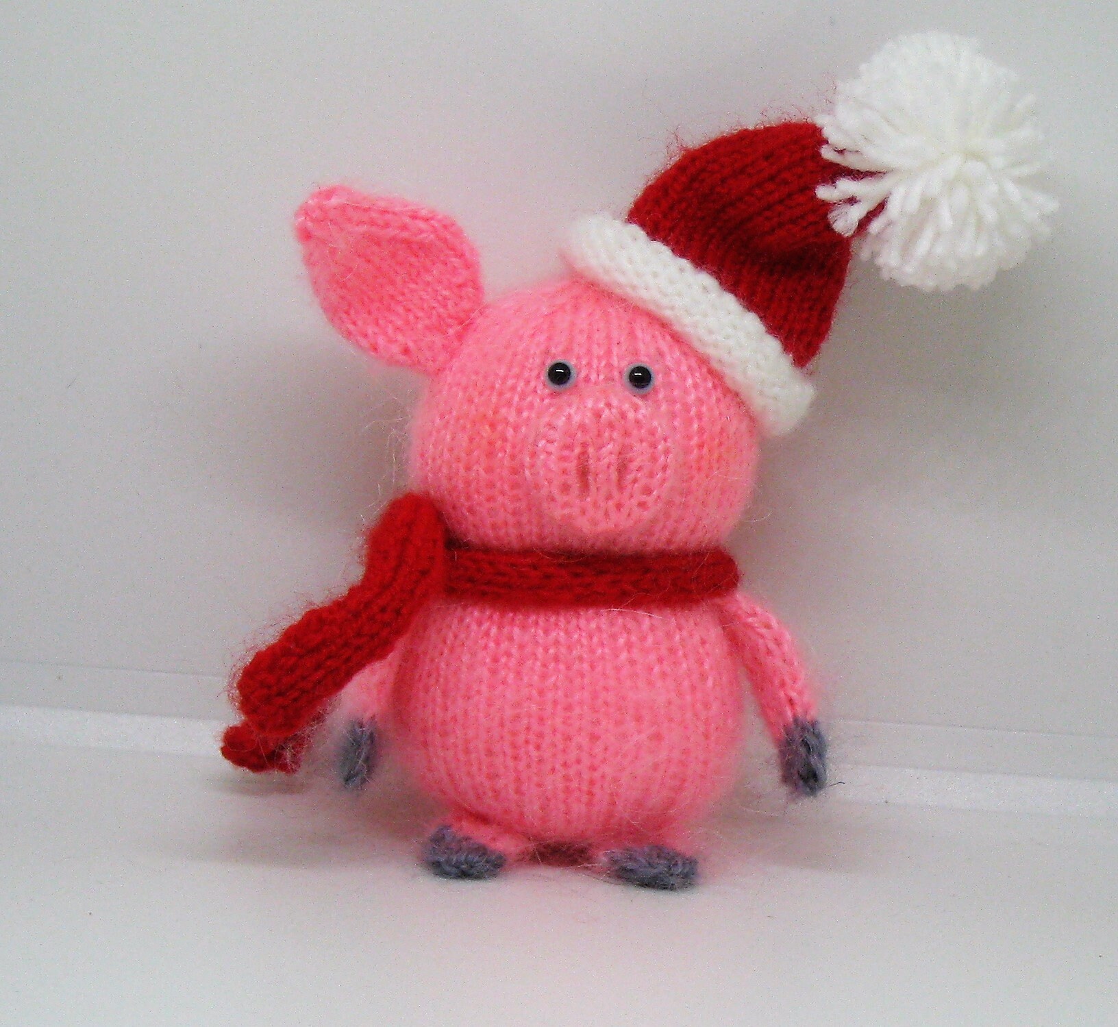 Knitted pig. Miniature pig. Pig Plush toy. Pig as a gift. Etsy