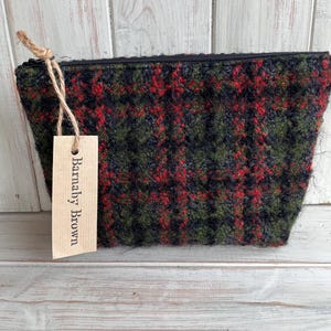 Tweed Make Up Bag,Cosmetic Bag,Toiletry Bag,Zipper Pouch,PencilCase, Wash Bag, Purse,Accessory Bag,Tweed Fabric,Handmade,Tweed Gift
