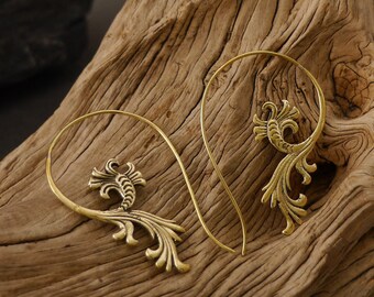 Earrings brass, spiral