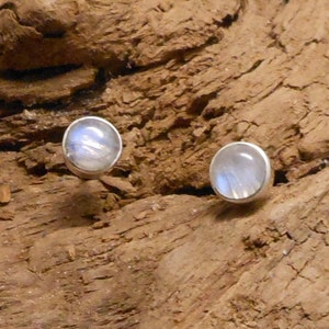 Moonstone stud earrings, 925 silver