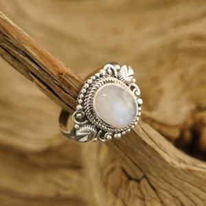 Ring moonstone, 925 silver