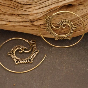 Earrings brass image 3