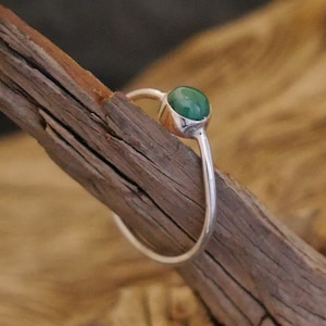 narrow ring with malachite, 925 silver