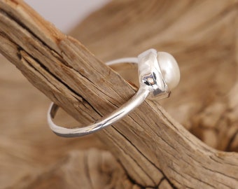 filigraner Ring mit Perle, 925er Silber