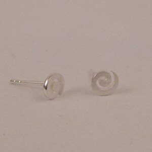 Ohrstecker Silber, Spirale Bild 3