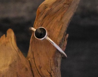 narrow ring with onyx, 925 silver