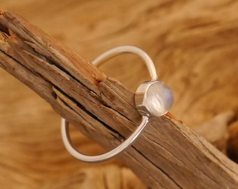 narrow ring with moonstone, 925 silver