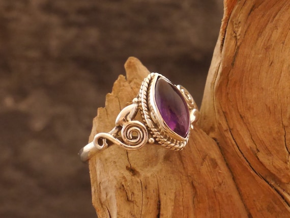 filigraner Ring mit Amethyst, 925er Silber