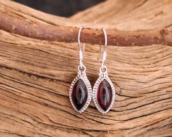 Garnet earrings, 925 silver