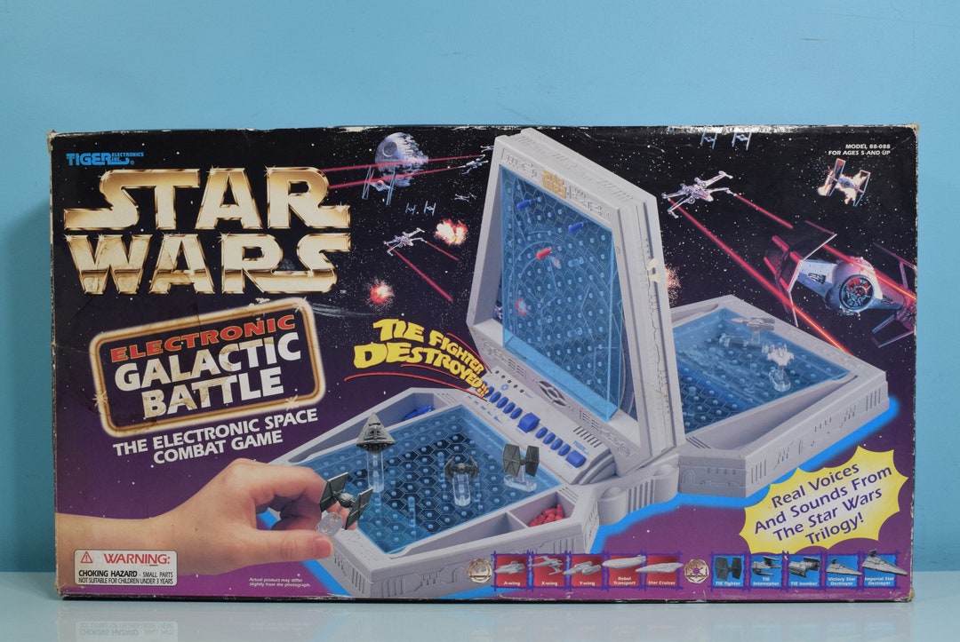 スターウォーズ デジャリックボードゲーム 新品 Star Wars 海 f28A 81cOD8t9z3L._AC_SY200_QL15_.jpg