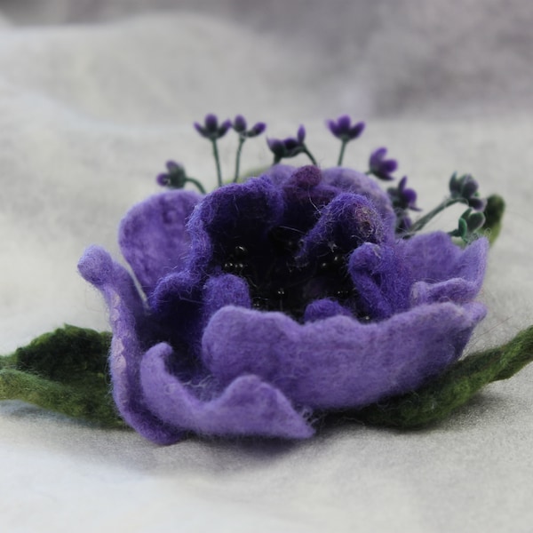 Felted brooch, Purple Brooch, Felt Woolen Brooch, Flower Brooch, Brooch for Wedding Party or Birthday Gift,  Felt Brooch,  Wool Decoration