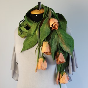 Felt Flower Scarf,  Рeach  Rose Liana, Fashion Women&#39;s Scarves, Handmade Woolen Shawl, Felt Gift For Her