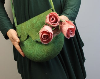 Women's Felted Bag with Flowers Roses,Small Felt Shoulder Bag, Textile Green Bag with Felt Pink Flowers