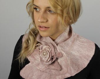 Felt Ruffle Choker Scarf, Warm Neck Wrap, Scarf Dusty Rose, Woolen Accessory, Gift for Her, Romantic Lady Scarf