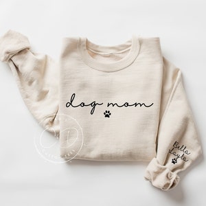 Dog Mom Sweatshirts Custom Dog Mom Shirt Dog Mom Shirts Womens Sweatshirts Dog Mom Tshirt Dog Mom Gift Dog Mom Tee zdjęcie 1