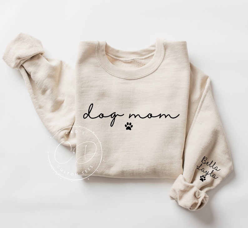 Dog Mom Sweatshirts Custom Dog Mom Shirt Dog Mom Shirts Womens Sweatshirts Dog Mom Tshirt Dog Mom Gift Dog Mom Tee zdjęcie 1