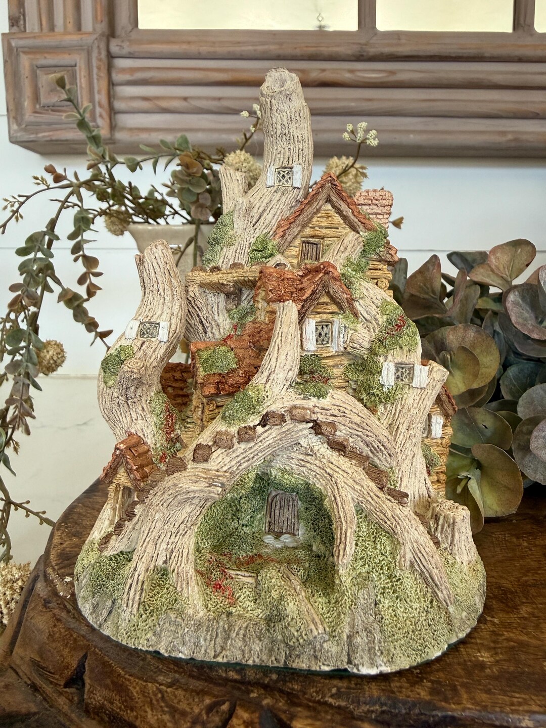 Vintage the Woodcutter's Cottage by David Winter Hand Made Hand Painted ...
