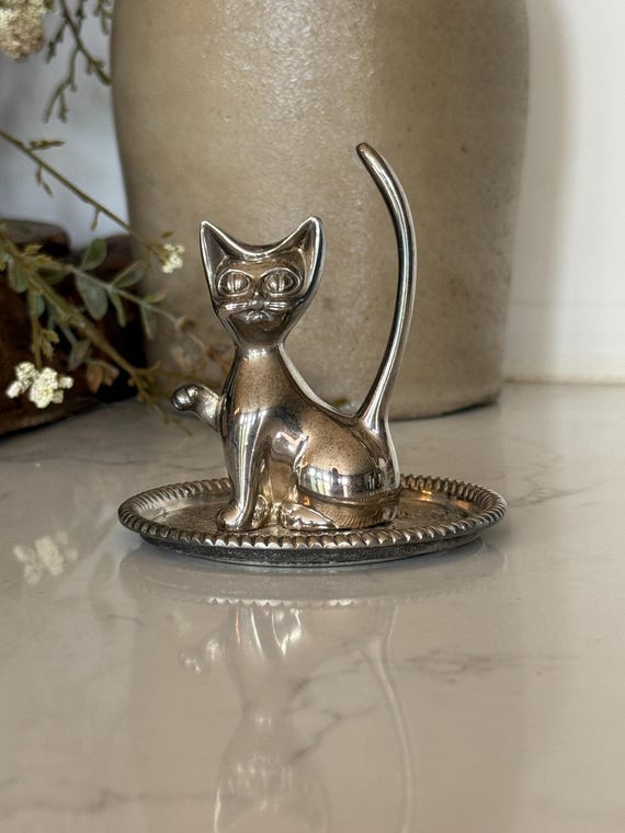 Vintage Silver Plated Cat Ring Holder jewelry display