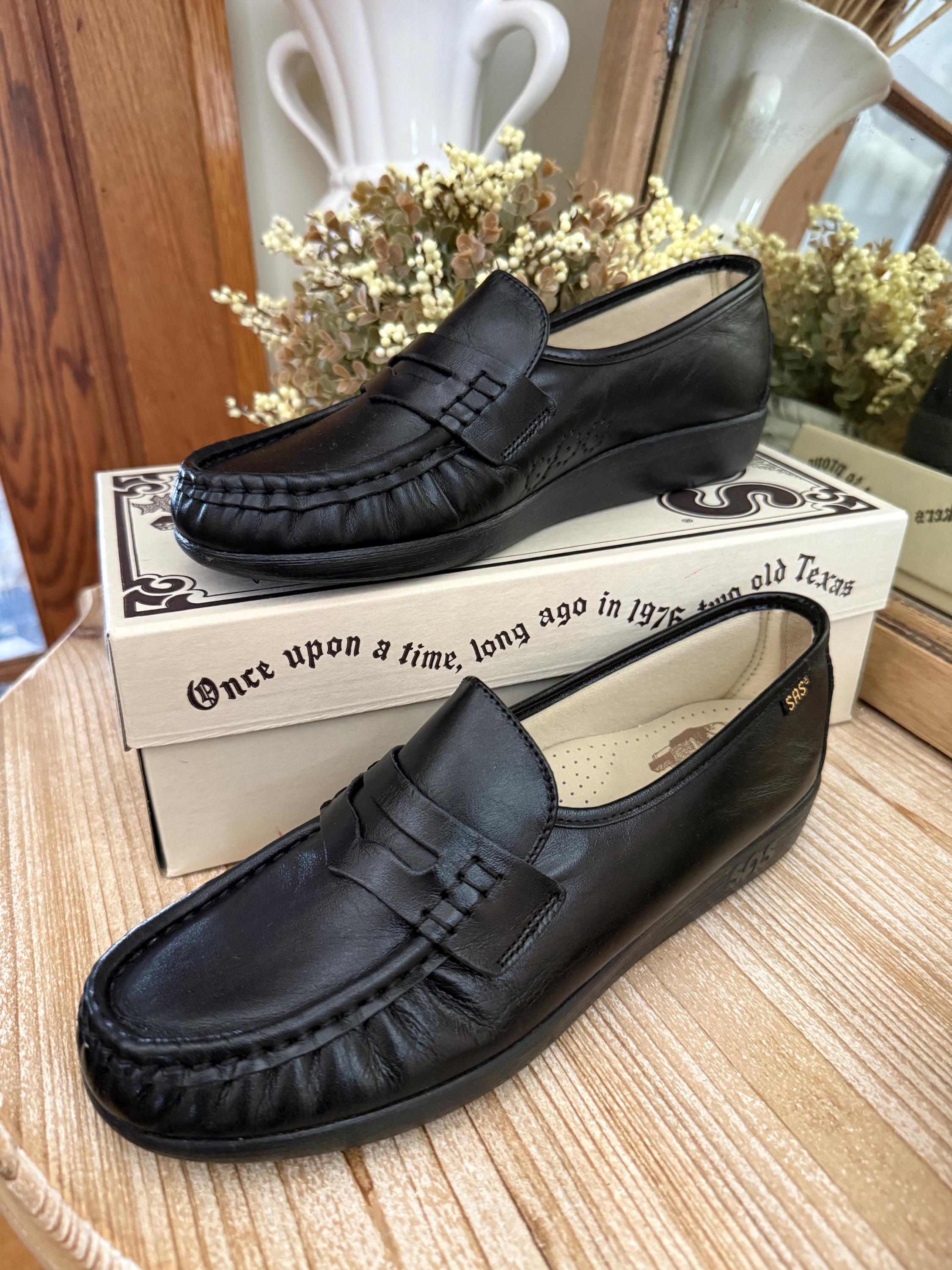 90s SAS Leather Slipon - 90s Sas Fashion .: Gem