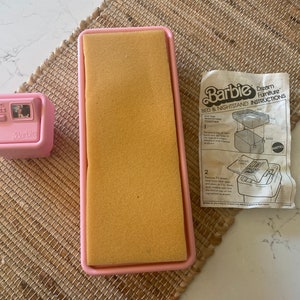 Vintage Barbie Mattel Dream House Furniture Bed & Nightstand + Instructions