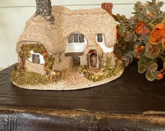 Anne Hathaway Cottage by Lilliput Lane - Etsy