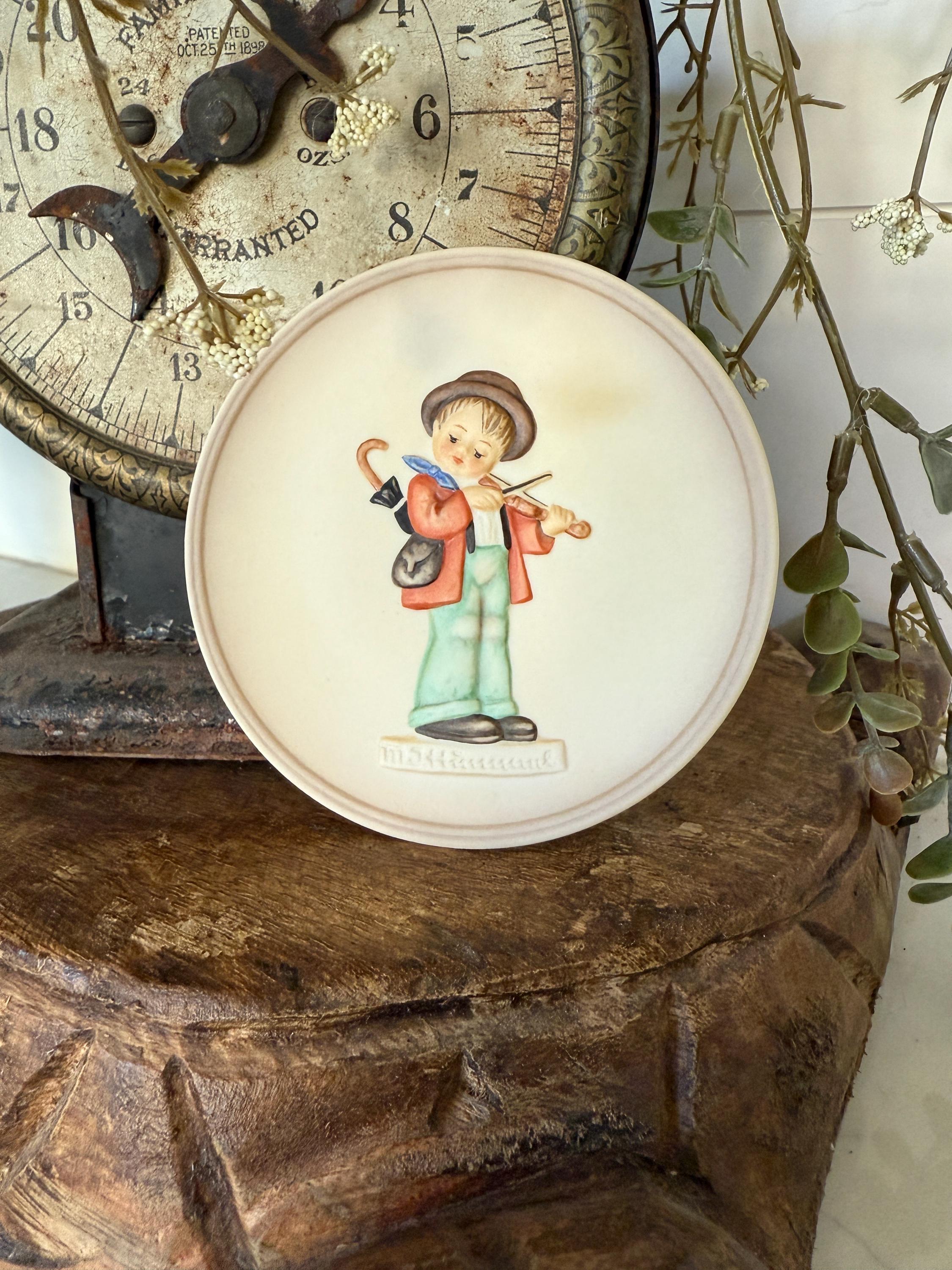 Miniature Hummel - Etsy