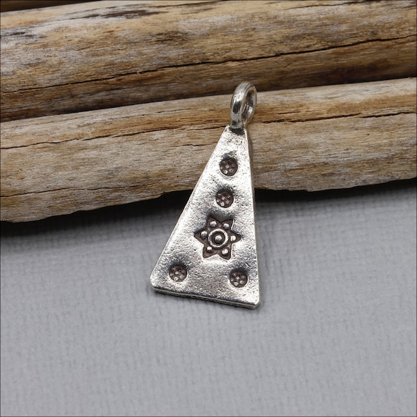 HP072 ~ Hill Tribe Silver Stamped Triangle Pendant ~ Price Per Piece