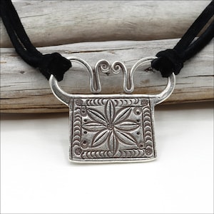 HP088 ~ Hill Tribe Silver Pendant, Spirit Lock Pendant, 24mm x 28mm, Price Per Piece