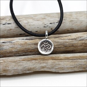 HP138 ~ Tiny Om Pendant ~ Price per Piece