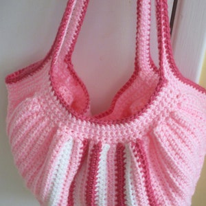 Crochet Pink & Red Fat Bottom Bag Crocheted Pink and Red Over-the-Shoulder Fat Bottom Bag Fat Bottom Bag in Pink Red and White image 6