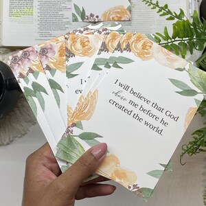 Cartões de versículos bíblicos, cartões de afirmação, quem Deus diz que eu sou, presentes para mulheres