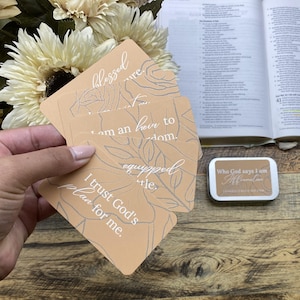 Cartões personalizados com versículos bíblicos: Quem Deus diz que você é, Cartões de oração, Cartões de afirmação e escrituras, Cartão de encorajamento, Inspirador
