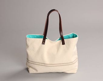 Beach tote bag, summer tote bag, woman bag, summer handbag, beach bag, gray striped bag, Tote bag, canvas tote bag, Leather handle, Lagut