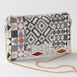 Bolso Bordado AZTECA – Estilo BOHO Chic con Cadena DORADA – Versátil y Elegante para Día y Noche - Lagut
