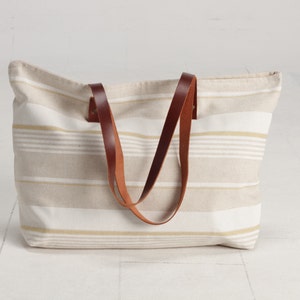 Striped canvas bag with leather handle, large beach bag, Travel bag, women's canvas bag, Canvas tote bag, stripe tote bag, Beige Striped Bag imagem 10