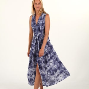 TIE DYE KIMONO Blue – Boho Sleeveless Kimono Dress – Handmade Cotton Robe for Summer Festival or Beach Cover Up