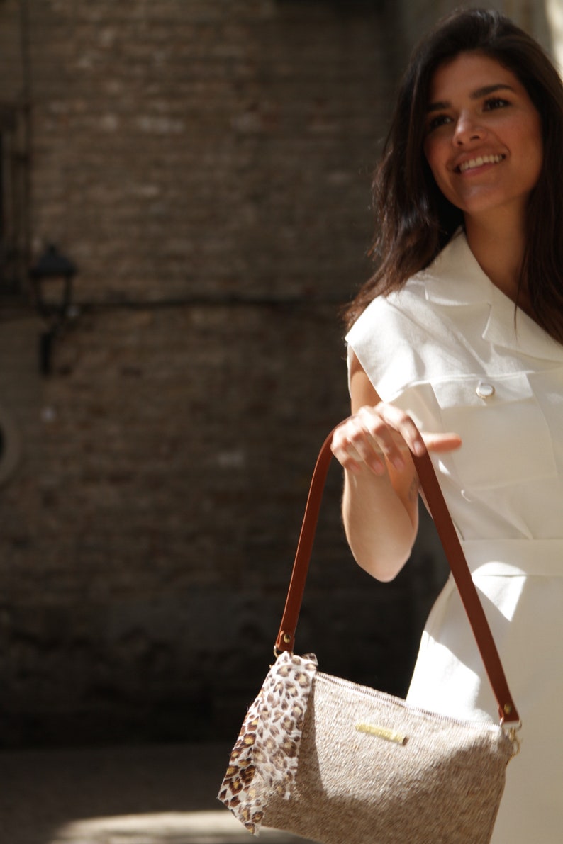 Beige bag, beige shoulder bag, classic bag, brown bag, beige handbag, canvas shoulder bag, fashion bag, natural bag, bag for mom, trend bag image 4